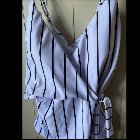 Striped bathing suit - Picture 2 of 3